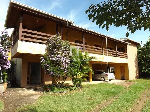 Casa com 1000m² 3 quartos e 3 banheiros, à venda, no bairro Chácaras São Conrado em Bragança Paulista