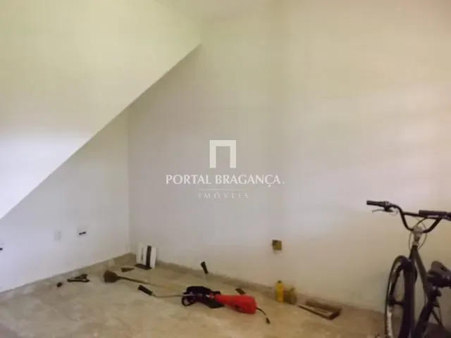 Casa com 1000m² 3 quartos e 3 banheiros, à venda, no bairro Chácaras São Conrado em Bragança Paulista