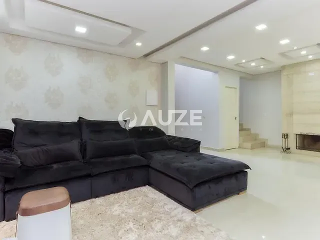 Casa com 204m² 3 quartos e 4 banheiros, à venda, no bairro Boqueirão em Curitiba