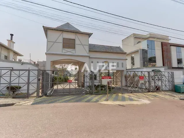 Casa com 204m² 3 quartos e 4 banheiros, à venda, no bairro Boqueirão em Curitiba