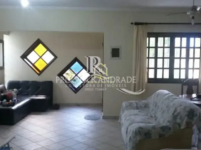 Sobrado com 402m² 4 quartos e 4 banheiros, à venda, no bairro Boracéia em São Sebastião
