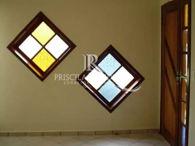 Casa com 402m², à venda, no bairro Boracéia em São Sebastião