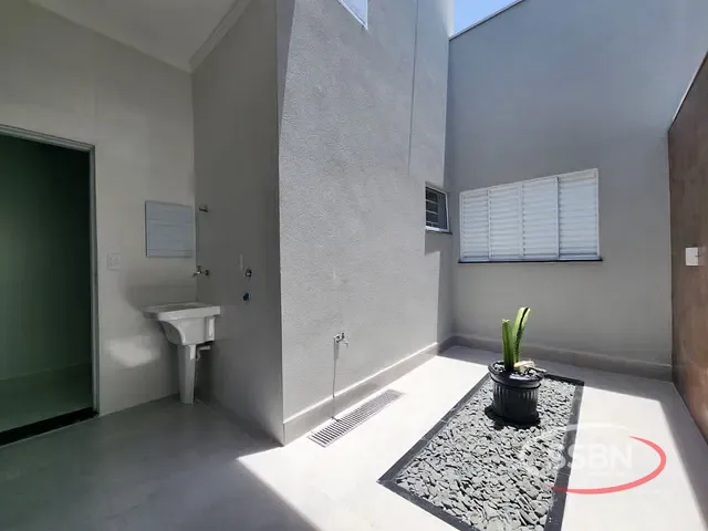 Casa com 150m² 3 quartos e 2 banheiros, à venda, no bairro Vila Azenha em Nova Odessa