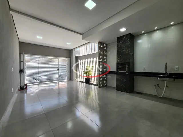 Casa com 150m² 3 quartos e 2 banheiros, à venda, no bairro Vila Azenha em Nova Odessa
