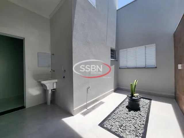 Casa com 150m² 3 quartos e 2 banheiros, à venda, no bairro Vila Azenha em Nova Odessa