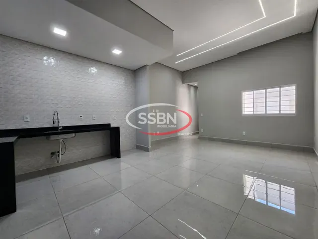 Casa com 150m² 3 quartos e 2 banheiros, à venda, no bairro Vila Azenha em Nova Odessa