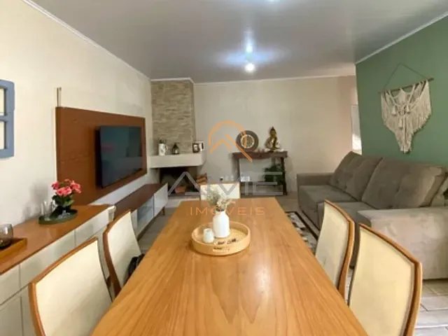 Casa 2 quartos e 1 banheiro, à venda, no bairro Cassino em Rio Grande