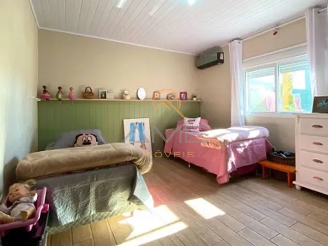 Casa 2 quartos e 1 banheiro, à venda, no bairro Cassino em Rio Grande