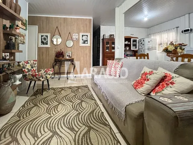 Casa com 309m² 2 quartos e 1 banheiro, à venda, no bairro Cordeiros em Itajaí