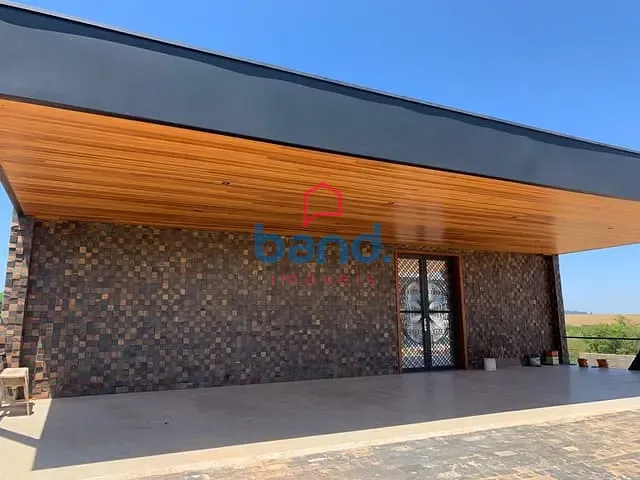 Casa com 800m² 5 quartos e 7 banheiros, à venda, no bairro Portal dos Bandeirantes II em Porto Feliz