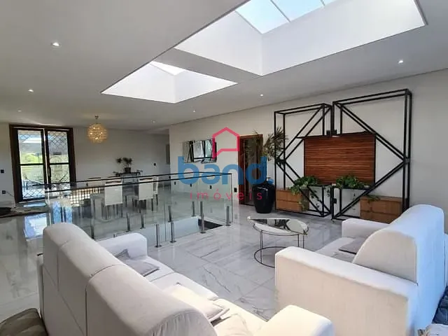 Casa com 800m² 5 quartos e 7 banheiros, à venda, no bairro Portal dos Bandeirantes II em Porto Feliz