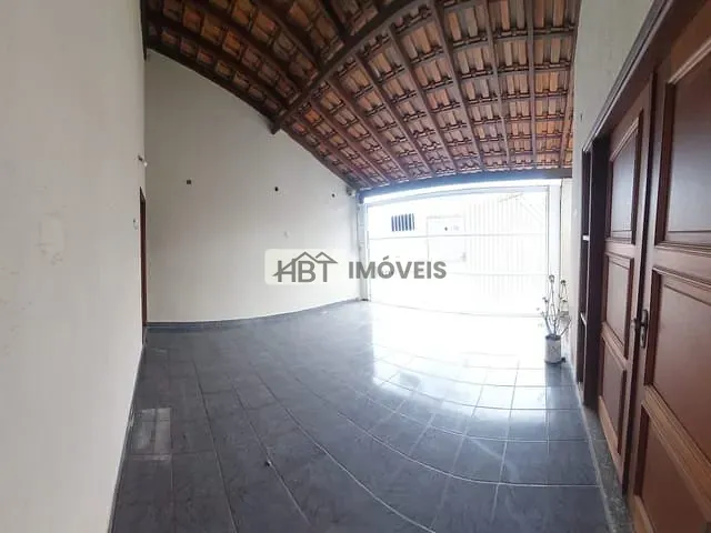 Casa 3 quartos e 3 banheiros, à venda, no bairro Núcleo Habitacional Mary Dota em Bauru
