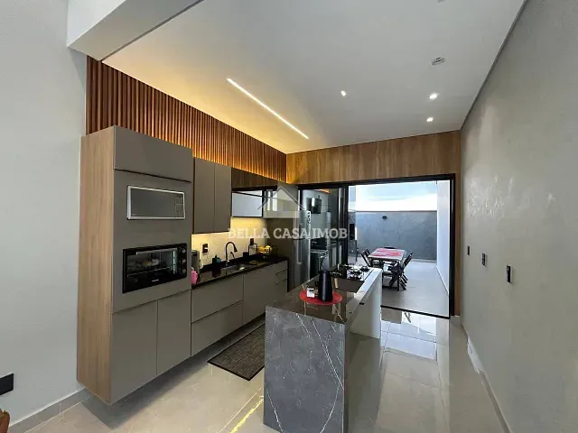 Casa com 200m² 31 quartos e 3 banheiros, à venda, no bairro Jardim Novo Horizonte em Sorocaba