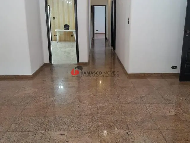 Casa com 388m² 3 quartos e 1 banheiro, à venda, no bairro Jardim São Caetano em São Caetano do Sul