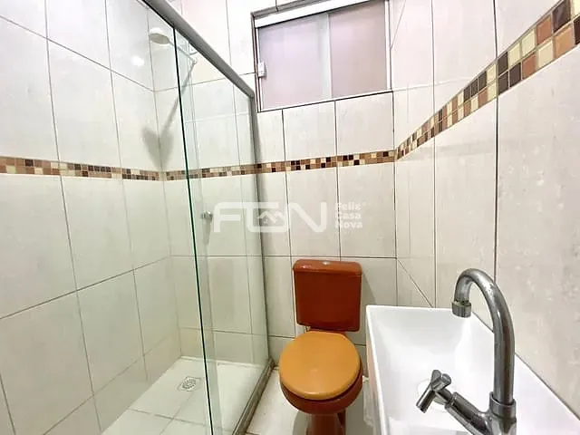 Casa com 117m² 3 quartos e 1 banheiro, para alugar, no bairro Ponto Certo em Camaçari