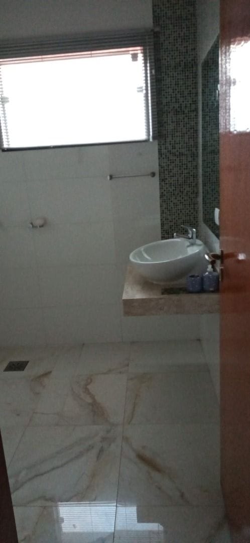 Casa, 3 quartos, 243 m² - Foto 9