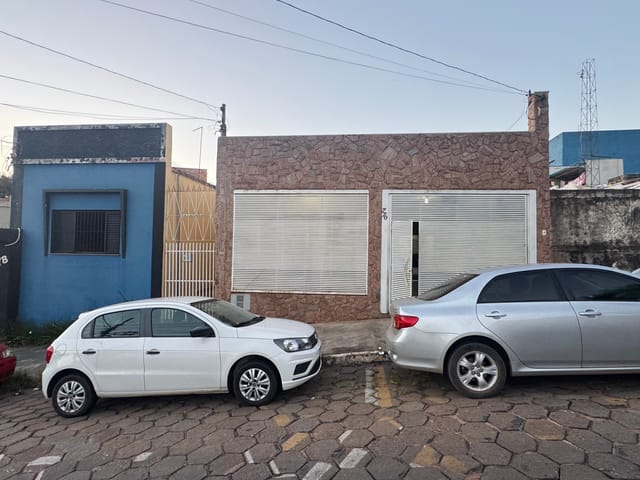 Casa 2 quartos e 2 banheiros, à venda, no bairro Centro em Tatuí