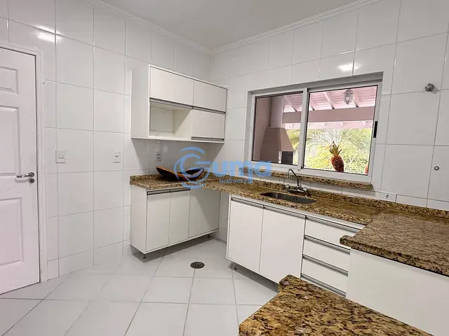 Casa com 1725m² 4 quartos e 4 banheiros, à venda, no bairro Condomínio Jardim das Palmeiras em Bragança Paulista