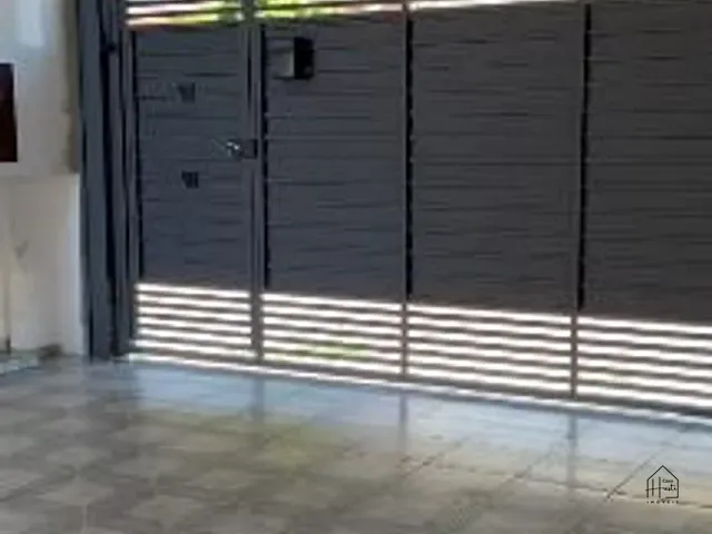 Casa com 190m² 2 quartos e 1 banheiro, à venda, no bairro Granja Carolina em Cotia