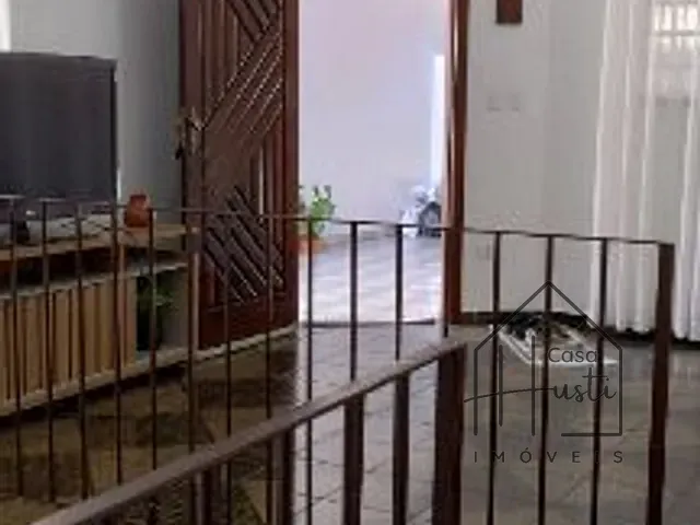 Casa com 190m² 2 quartos e 1 banheiro, à venda, no bairro Granja Carolina em Cotia