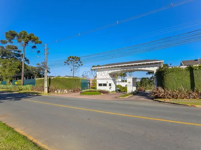 Casa com 932m² 5 quartos e 7 banheiros, à venda, no bairro Santo Inácio em Curitiba
