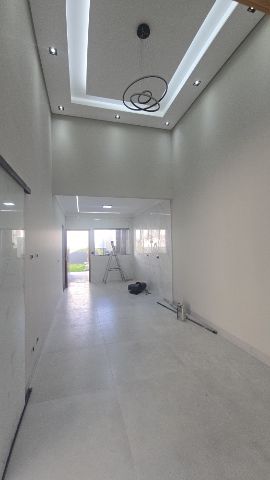 Casa com 200m² 3 quartos e 2 banheiros, à venda, no bairro Jardim Munique em Maringá