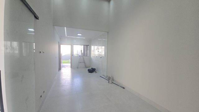 Casa com 200m² 3 quartos e 2 banheiros, à venda, no bairro Jardim Munique em Maringá