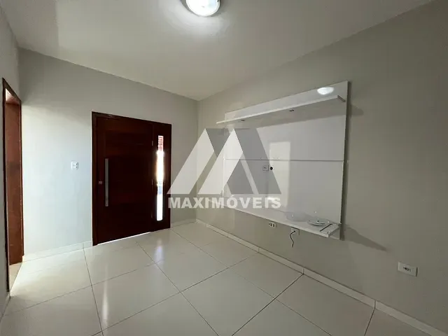 Casa 2 quartos e 1 banheiro, para alugar, no bairro São Geraldo em Araçuaí