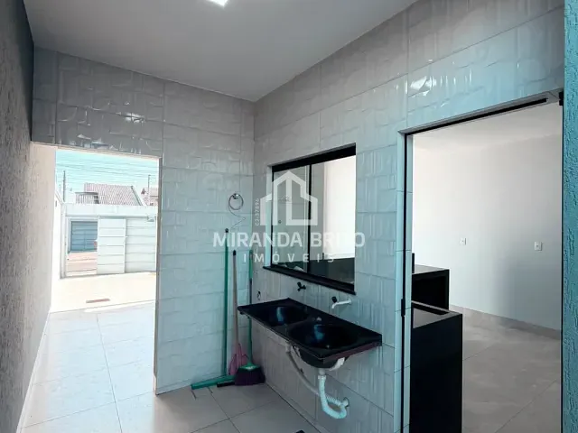 Casa 3 quartos e 2 banheiros, à venda, no bairro Residencial Solar Central Park em Aparecida de Goiânia