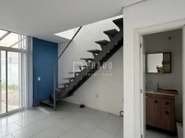 Casa com 125m² 2 quartos e 2 banheiros, à venda, no bairro Laranjal em Pelotas