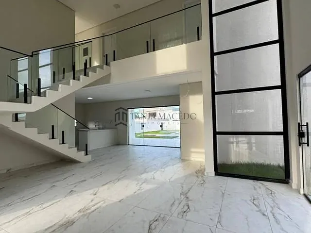 Casa 4 quartos e 5 banheiros, à venda ou para alugar, no bairro Várzea em Recife