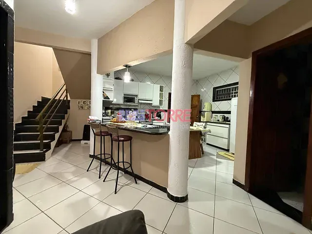 Casa 3 quartos e 4 banheiros, à venda, no bairro Vila Anália em Itabuna