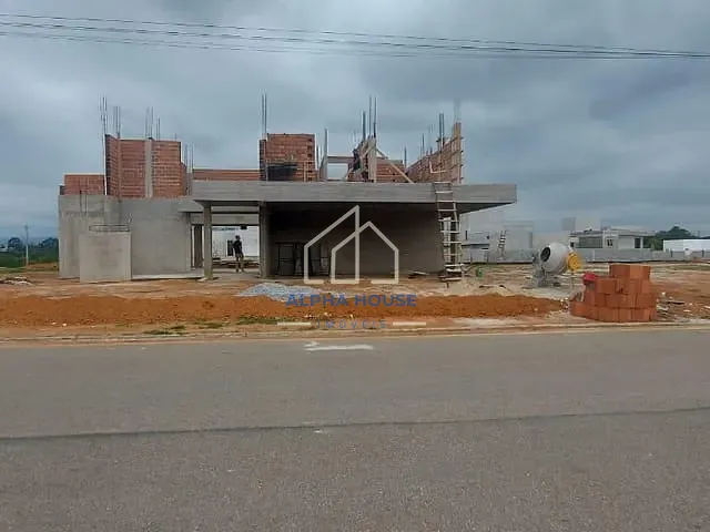 Casa com 900m² 1 quarto e 1 banheiro, à venda, no bairro Alto do Cardoso em Pindamonhangaba