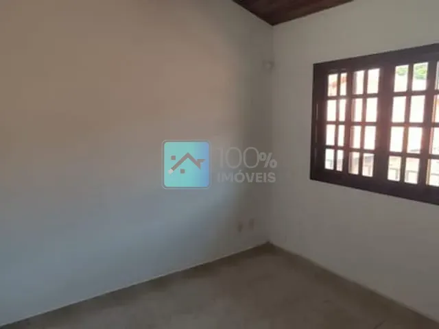 Casa com 250m² 5 quartos e 4 banheiros, à venda, no bairro Jardim Satélite em São José dos Campos