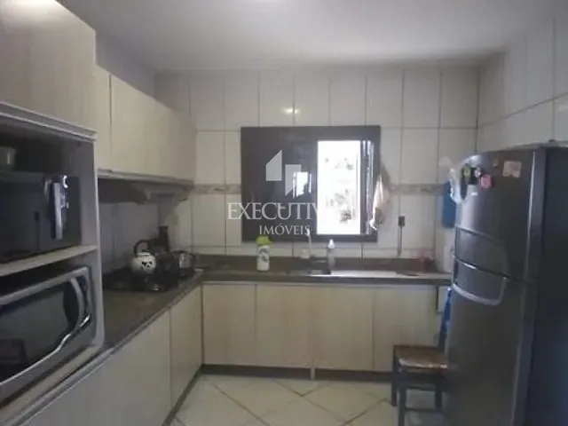 Casa com 450m² 3 quartos e 2 banheiros, à venda, no bairro Centro em Cruzeiro Do Sul