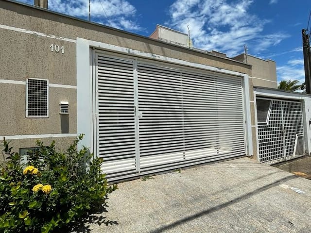 Casa com 150m² 3 quartos e 1 banheiro, à venda, no bairro Jardim Terramérica II em Americana