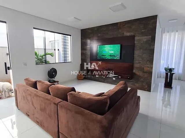 Casa com 430m² 4 quartos e 6 banheiros, à venda ou para alugar, no bairro Portal do Sol Green em Goiânia