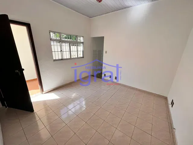 Casa com 153m² 3 quartos e 2 banheiros, para alugar, no bairro Vila Guarani (Z Sul) em São Paulo