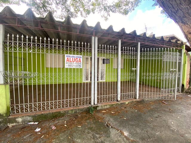 Casa com 250m² 3 quartos e 1 banheiro, para alugar, no bairro Parque Fazendinha em Campinas