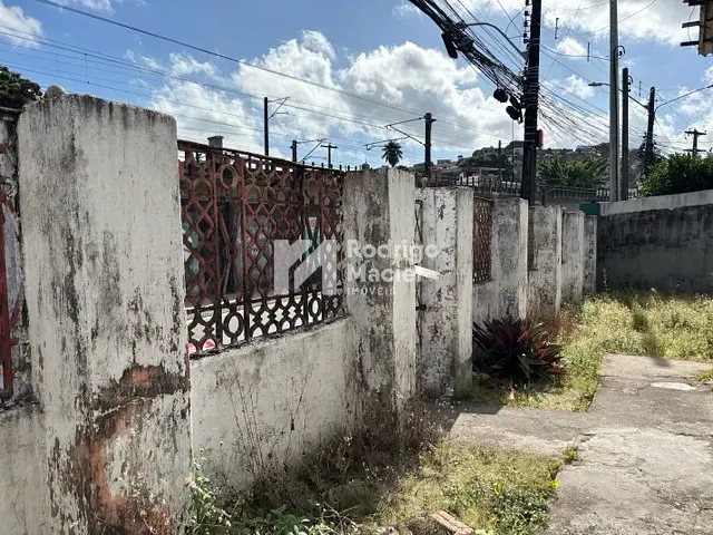 Casa à venda, no bairro Tejipió em Recife