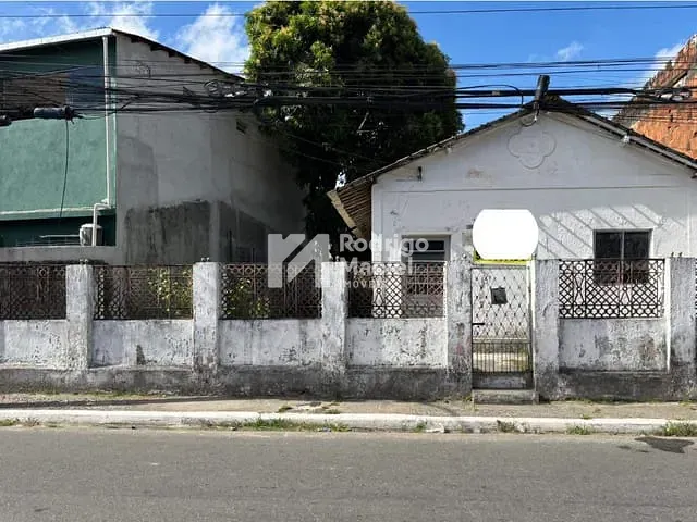 Casa à venda, no bairro Tejipió em Recife