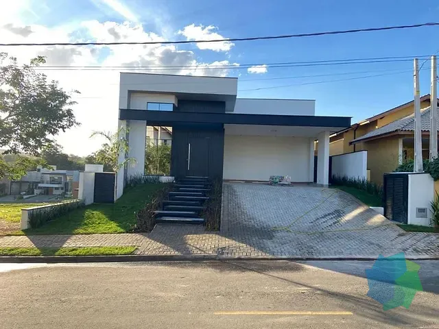 Casa com 471m² 3 quartos e 5 banheiros, à venda, no bairro Portal dos Bandeirantes em Salto