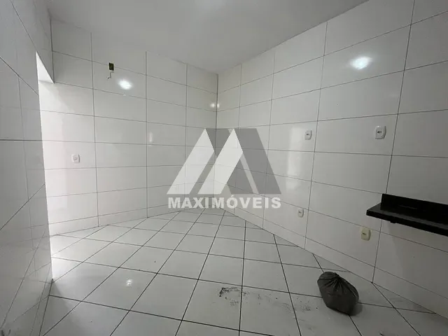 Casa 1 quarto e 1 banheiro, para alugar, no bairro São Francisco ll em Araçuaí