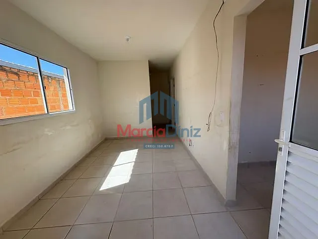 Casa 2 quartos e 1 banheiro, para alugar, no bairro Doutor Lúcio Machado em Ituverava