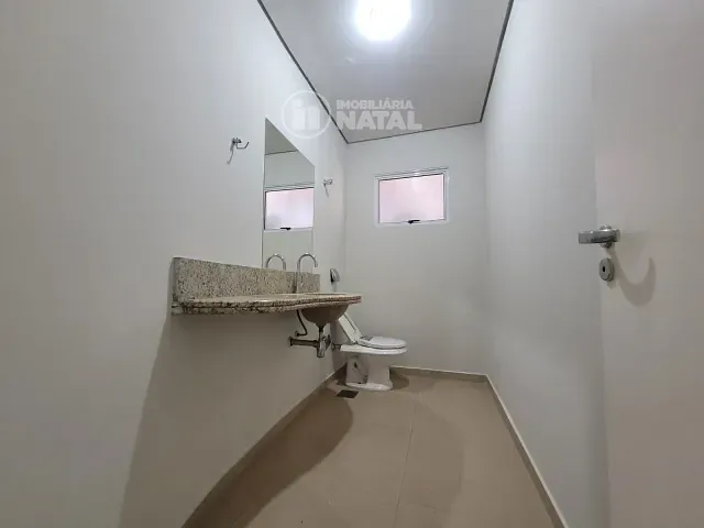 Casa 4 quartos e 7 banheiros, para alugar, no bairro Bela Suiça em Londrina