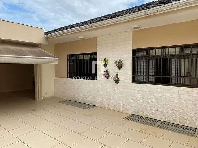 Casa com 365m² 4 quartos e 3 banheiros, à venda, no bairro Jardim Nova Bragança em Bragança Paulista