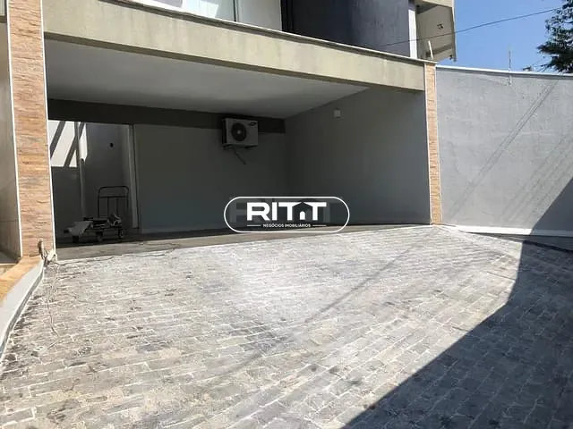 Casa com 250m² 4 quartos e 3 banheiros, para alugar, no bairro Parque Nova Campinas em Campinas