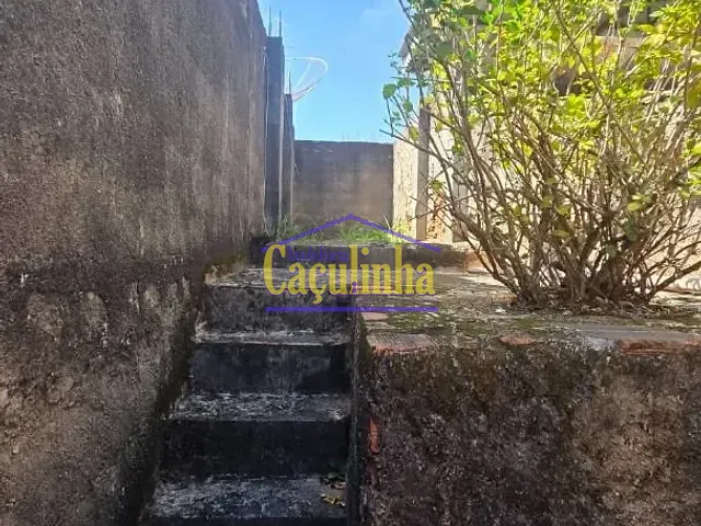 Casa com 219m² 4 quartos e 2 banheiros, à venda, no bairro Muqueca em Barra do Piraí