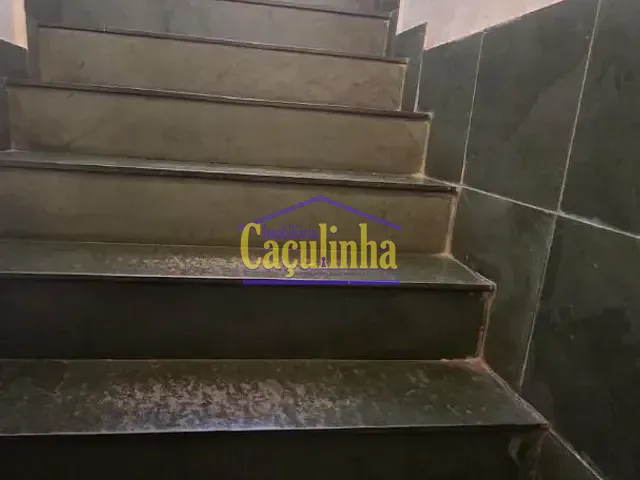 Casa com 219m² 4 quartos e 2 banheiros, à venda, no bairro Muqueca em Barra do Piraí