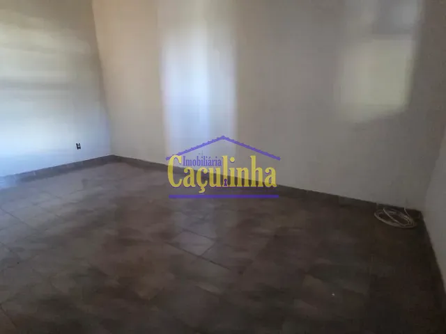 Casa com 219m² 4 quartos e 2 banheiros, à venda, no bairro Muqueca em Barra do Piraí